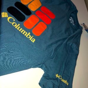 Columbia T-shirt